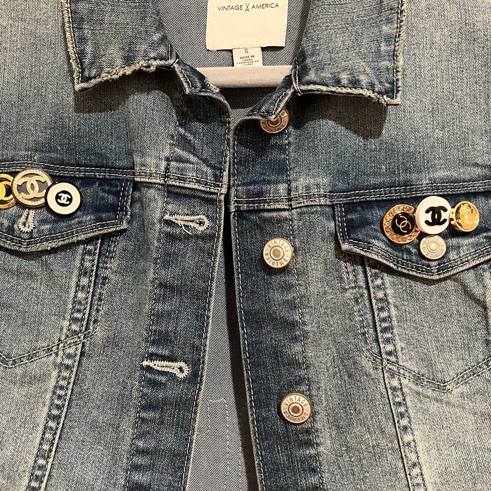 Denim Jacket with back patch - Picture 3 of 5